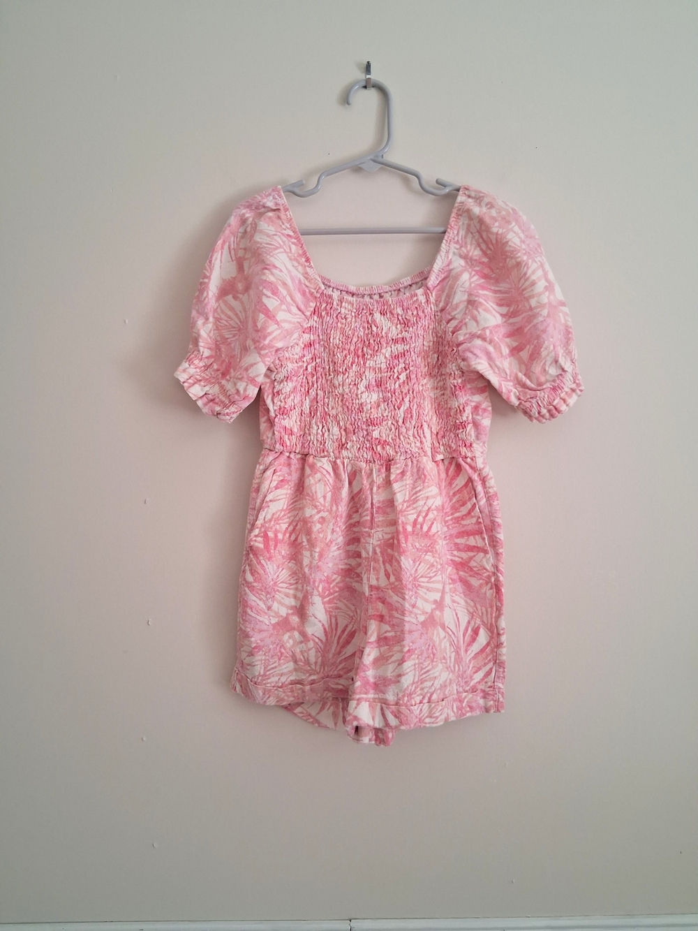 Jessica Simpson Smocked Puff-Sleeve Romper Pink Leaf Print Size Girls Large